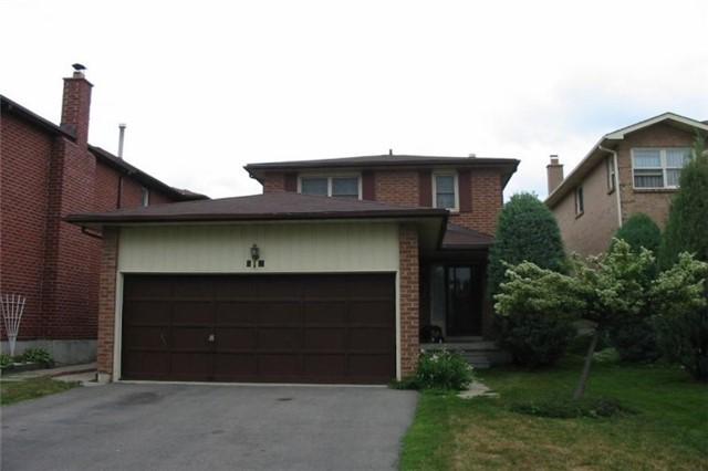 18 Belvedere Cres, House detached with 3 bedrooms, 3 bathrooms and 4 parking in Richmond Hill ON | Image 1