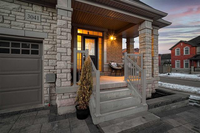 3041 Max Khan Blvd, House semidetached with 4 bedrooms, 3 bathrooms and 3 parking in Oakville ON | Image 20