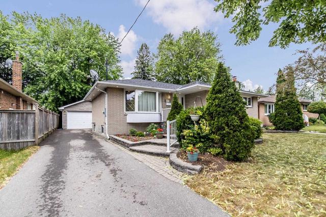 512 Finucane St, House detached with 3 bedrooms, 2 bathrooms and 4 parking in Oshawa ON | Image 1
