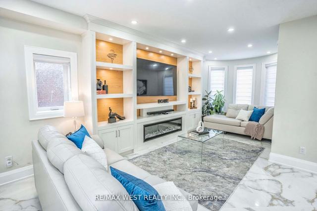 83 Foxwell St, House detached with 4 bedrooms, 4 bathrooms and 4 parking in Toronto ON | Image 35