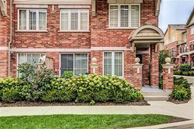 22 - 47 Hays Blvd, Townhouse with 2 bedrooms, 2 bathrooms and 1 parking in Oakville ON | Image 1