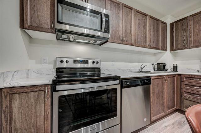 26 - 630 Rogers Rd, Townhouse with 2 bedrooms, 2 bathrooms and 1 parking in Toronto ON | Image 15