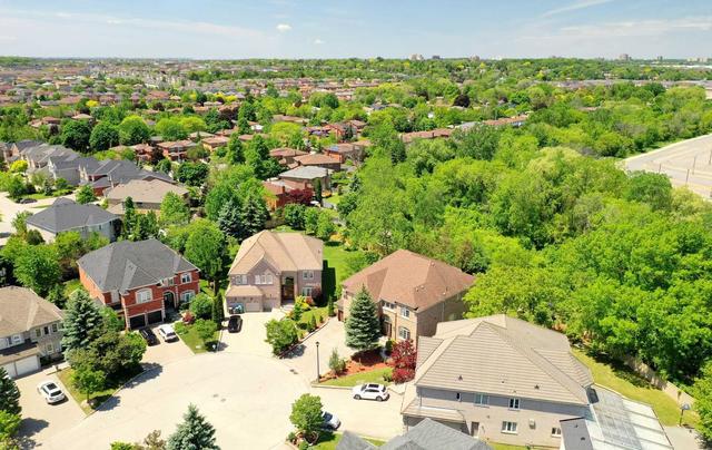 5403 Roanoke Crt, House detached with 5 bedrooms, 5 bathrooms and 9 parking in Mississauga ON | Image 12