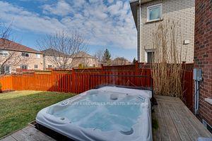 3173 Innisdale Rd, House detached with 3 bedrooms, 3 bathrooms and 4 parking in Mississauga ON | Image 21
