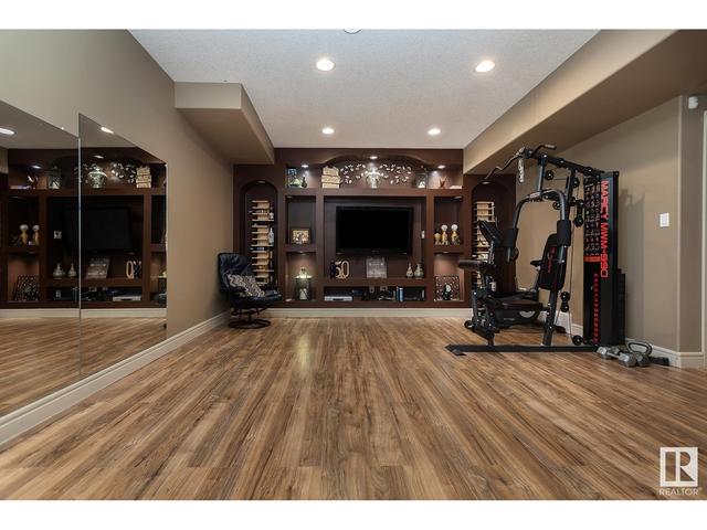 10904 174 Av Nw, House detached with 6 bedrooms, 3 bathrooms and null parking in Edmonton AB | Image 35