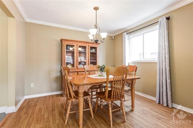 1169 St Moritz Court, House detached with 3 bedrooms, 4 bathrooms and 3 parking in Ottawa ON | Image 6