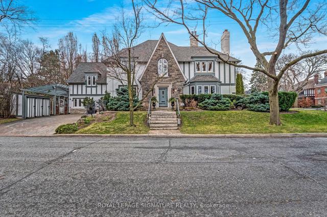 40 Ava Rd, House detached with 4 bedrooms, 5 bathrooms and 2 parking in Toronto ON | Image 1