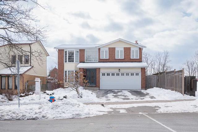 2494 Cavendish Dr, House detached with 4 bedrooms, 4 bathrooms and 4 parking in Burlington ON | Image 1