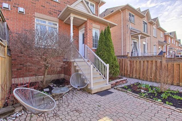692 Shoal Point Rd, House semidetached with 3 bedrooms, 4 bathrooms and 2 parking in Ajax ON | Image 32