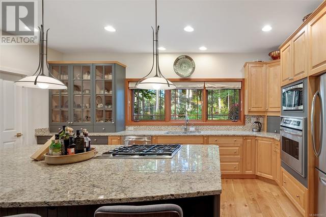1173 Garden Gate Dr, House detached with 4 bedrooms, 4 bathrooms and 6 parking in Central Saanich BC | Image 26