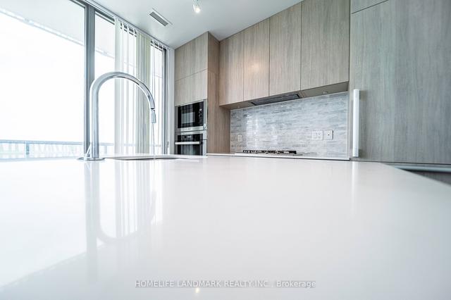 5101 - 50 Charles St E, Condo with 2 bedrooms, 2 bathrooms and 1 parking in Toronto ON | Image 14