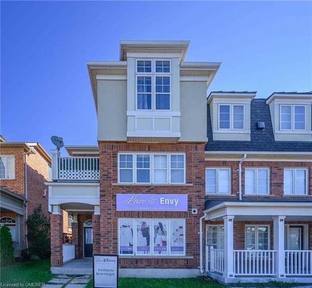 3153 Walker's Line, House attached with 3 bedrooms, 4 bathrooms and 4 parking in Burlington ON | Image 23