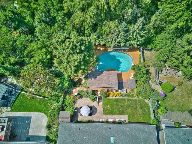 27 Woodcrest Dr, House detached with 3 bedrooms, 2 bathrooms and 5 parking in St. Catharines ON | Image 26