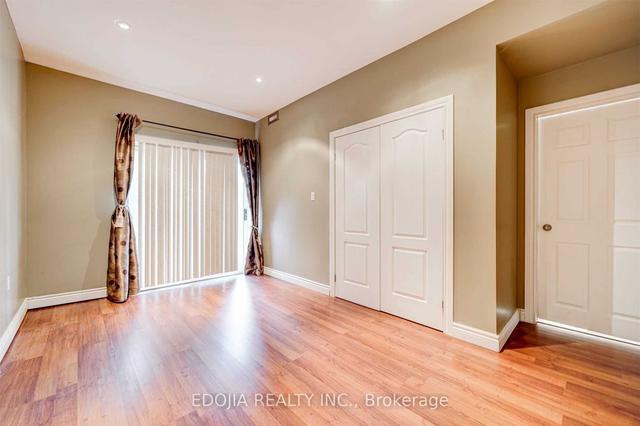 74 James Scott Rd, House attached with 3 bedrooms, 4 bathrooms and 6 parking in Markham ON | Image 17