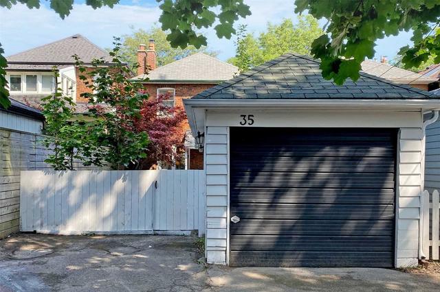 35 Cranbrooke Ave, House detached with 3 bedrooms, 3 bathrooms and 3 parking in Toronto ON | Image 35