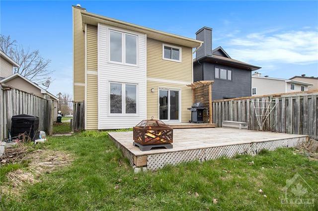 9 Sovereign Avenue, House detached with 3 bedrooms, 3 bathrooms and 3 parking in Ottawa ON | Image 27