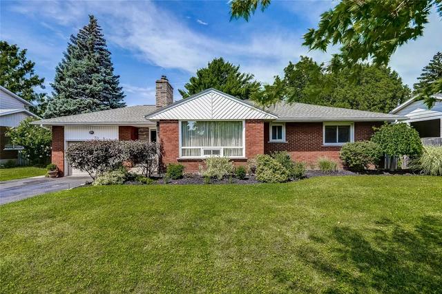 7035 Mcgill St, House detached with 3 bedrooms, 2 bathrooms and 5 parking in Niagara Falls ON | Image 1