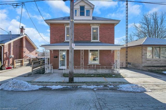 74 Galt Street, House detached with 3 bedrooms, 2 bathrooms and 1 parking in Guelph ON | Image 12