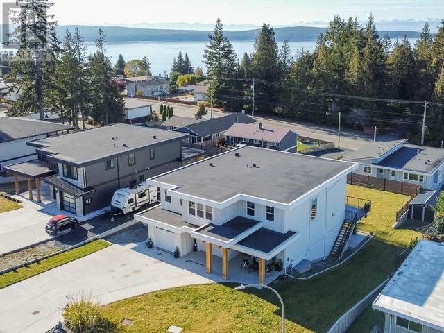 3551 Selkirk Ave, House detached with 5 bedrooms, 4 bathrooms and null parking in Powell River BC | Image 14