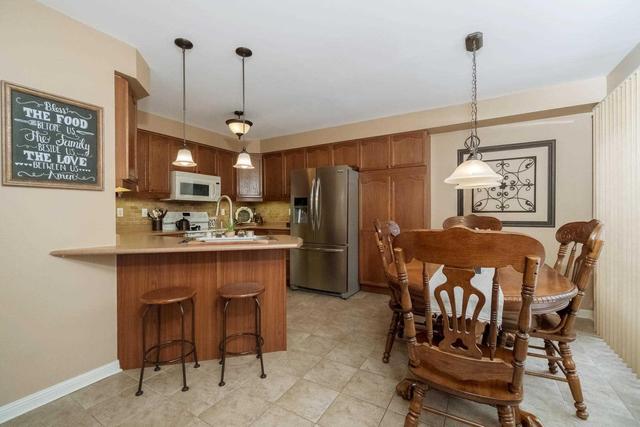 31 Rowland St, House detached with 3 bedrooms, 3 bathrooms and 2 parking in Brampton ON | Image 12