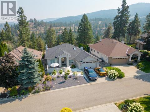 3949 Gallaghers Parkway, House detached with 3 bedrooms, 2 bathrooms and 4 parking in Kelowna BC | Card Image