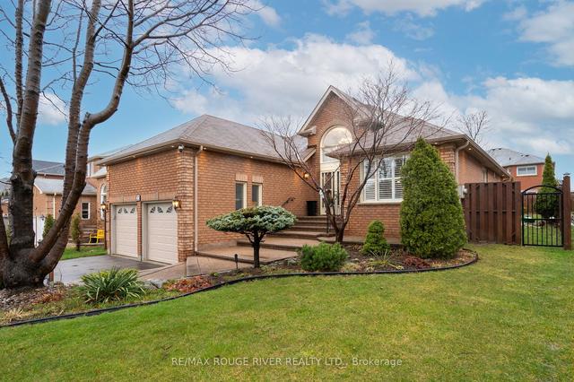 20 Dewbourne Pl, House detached with 3 bedrooms, 3 bathrooms and 6 parking in Whitby ON | Image 12