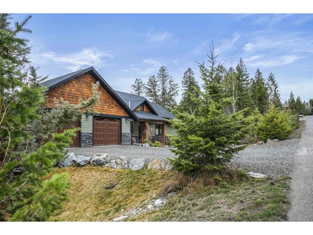 4961 Mountain Top Drive, House detached with 3 bedrooms, 3 bathrooms and null parking in East Kootenay F BC | Image 3