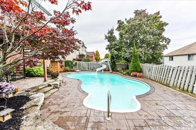 314 Old Chicopee Tr, House detached with 4 bedrooms, 4 bathrooms and 5 parking in Kitchener ON | Image 33