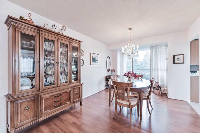 311 - 22 Clarissa Dr, Condo with 2 bedrooms, 2 bathrooms and 2 parking in Richmond Hill ON | Image 5