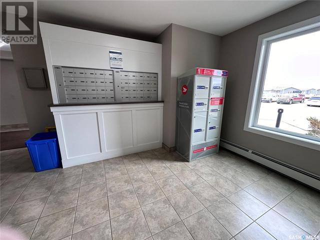 108 - 2141 Larter Road, Condo with 2 bedrooms, 2 bathrooms and null parking in Estevan SK | Image 4