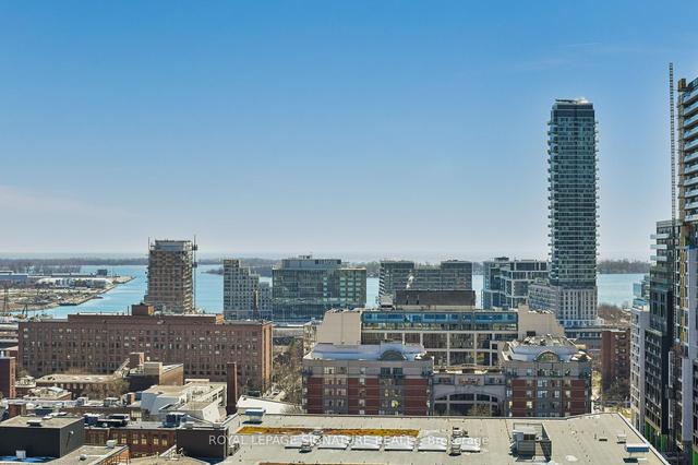 2111 - 460 Adelaide St E, Condo with 1 bedrooms, 1 bathrooms and 0 parking in Toronto ON | Image 10