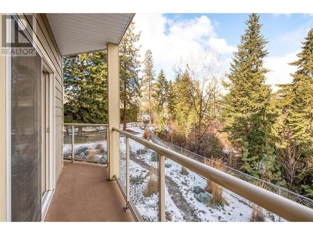 106 - 2120 Shannon Ridge Drive, Condo with 2 bedrooms, 2 bathrooms and null parking in West Kelowna BC | Image 15
