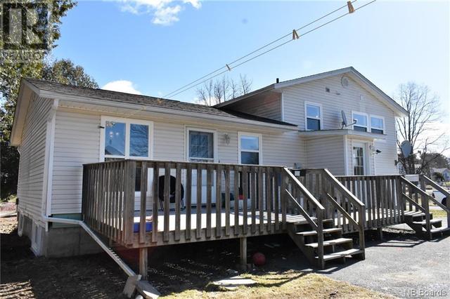 12 Finnamore Street, House detached with 6 bedrooms, 2 bathrooms and null parking in Oromocto NB | Image 31