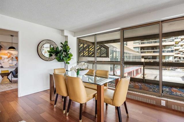 208 - 63 St. Clair Ave W, Condo with 2 bedrooms, 2 bathrooms and 1 parking in Toronto ON | Image 30