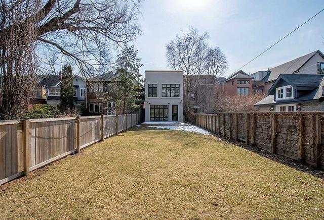 72 Farnham Ave, House detached with 4 bedrooms, 6 bathrooms and 1 parking in Toronto ON | Image 32