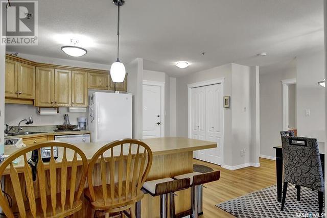 302 - 2909 Arens Road E, Condo with 2 bedrooms, 2 bathrooms and null parking in Regina SK | Image 4