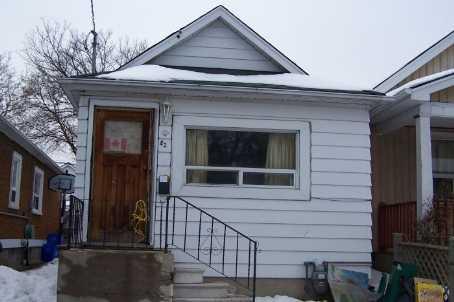 82 Frater Ave, House detached with 1 bedrooms, 1 bathrooms and 1 parking in Toronto ON | Image 2