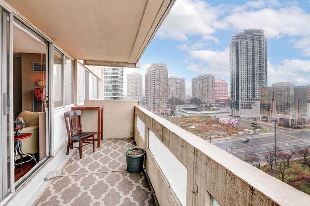 1201 - 3590 Kaneff Cres, Condo with 3 bedrooms, 2 bathrooms and 2 parking in Mississauga ON | Image 8