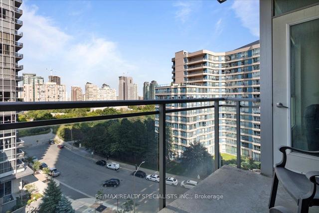 805 - 225 Webb Dr, Condo with 1 bedrooms, 2 bathrooms and 1 parking in Mississauga ON | Image 1