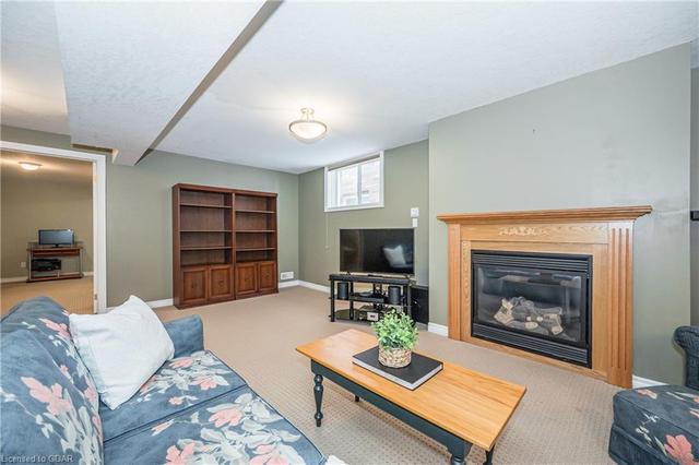 16 Atto Drive, House detached with 4 bedrooms, 3 bathrooms and 4 parking in Guelph ON | Image 27