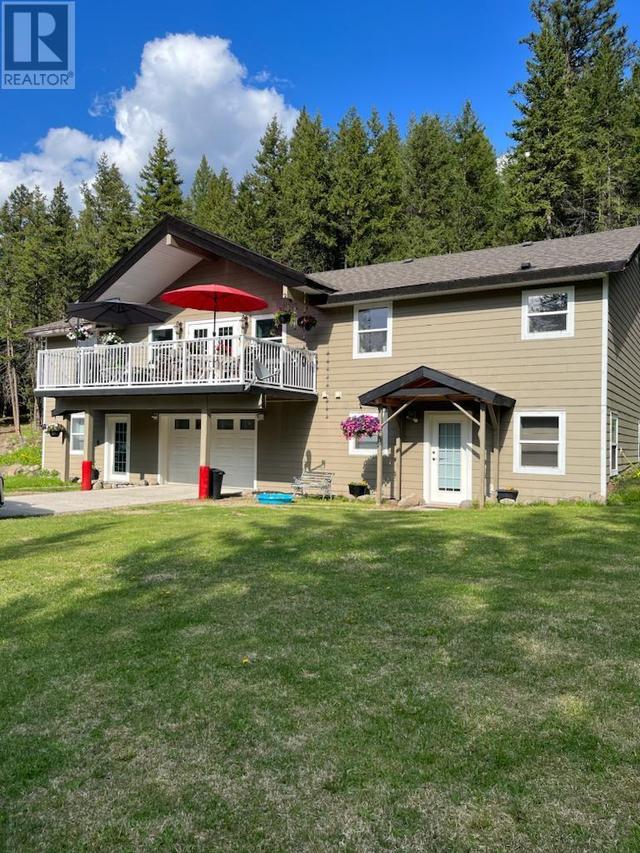 6508 Horse Lake Road, House detached with 4 bedrooms, 4 bathrooms and null parking in Cariboo L BC | Image 2