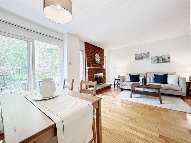 22 - 10 Cardwell Ave, Townhouse with 3 bedrooms, 4 bathrooms and 2 parking in Toronto ON | Image 2