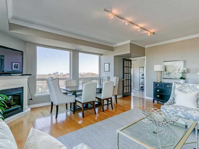 702 - 60 Old Mill Rd, Condo with 2 bedrooms, 2 bathrooms and 2 parking in Oakville ON | Image 3