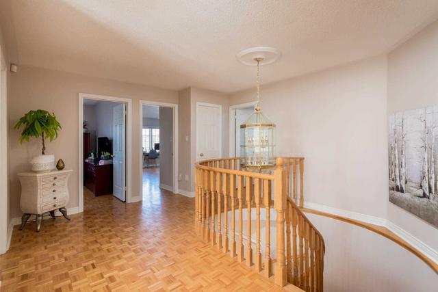 90 Oakhaven Dr, House detached with 4 bedrooms, 4 bathrooms and 6 parking in Markham ON | Image 14