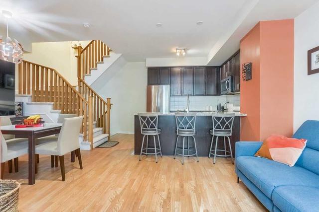 60 - 35 Applewood Lane, Townhouse with 4 bedrooms, 4 bathrooms and 1 parking in Toronto ON | Image 17