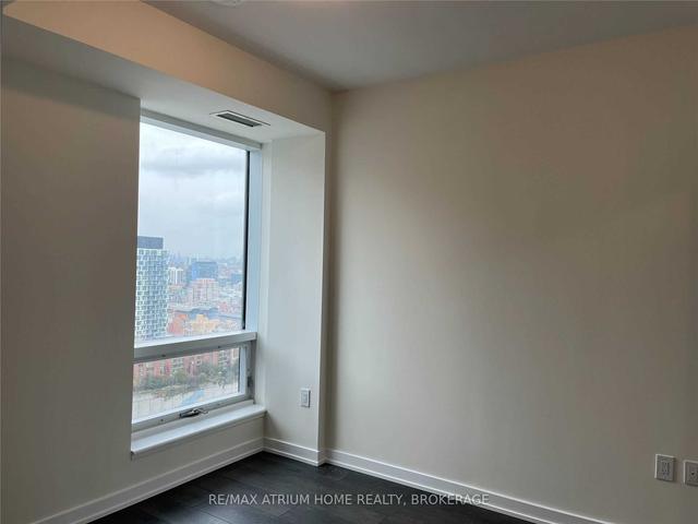 2705 - 28 Freeland St, Condo with 1 bedrooms, 1 bathrooms and 0 parking in Toronto ON | Image 3