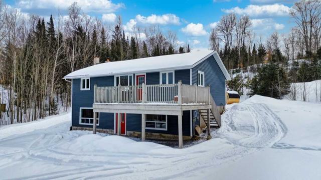 1843 South Baptiste Lake Rd, House detached with 2 bedrooms, 3 bathrooms and 16 parking in Hastings Highlands ON | Image 34