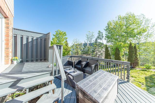 655a Royal Fern St, House semidetached with 3 bedrooms, 3 bathrooms and 2 parking in Waterloo ON | Image 16