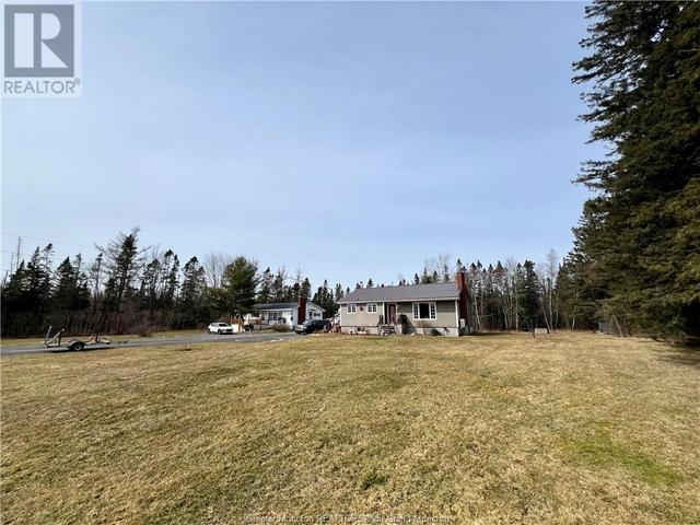 3261 Route 112, House detached with 3 bedrooms, 1 bathrooms and null parking in Salisbury P NB | Image 27