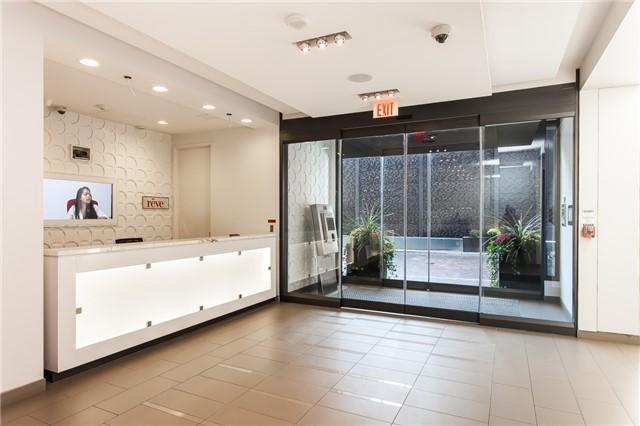 932 - 560 Front St W, Condo with 1 bedrooms, 1 bathrooms and null parking in Toronto ON | Image 2